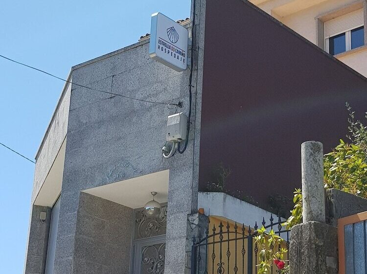فندق فئة نجمة واحدة Estrella Do Camiño