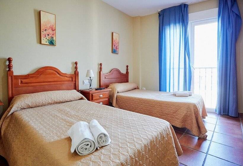 مسافرخانه H. Sutton Cabo De Gata