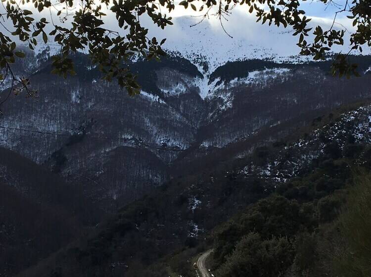 Hostal Monasterio De Valvanera