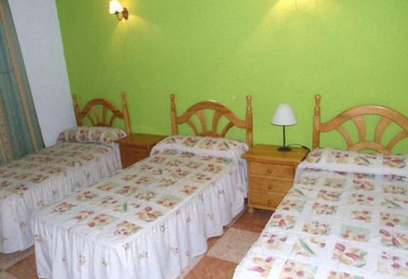 Hostal Plaza Del Pilar
