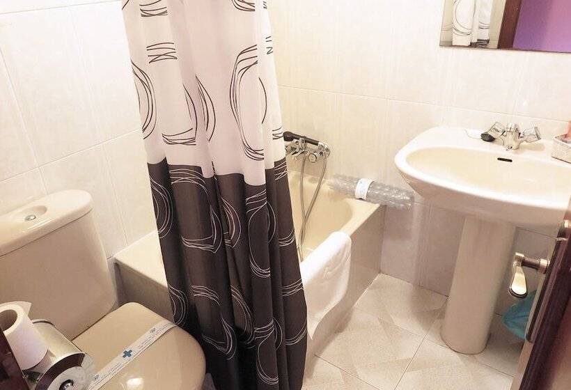 Hostal Restaurante O Mirador