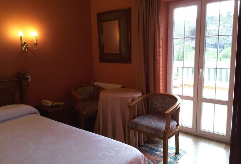 Хостел Riodeva