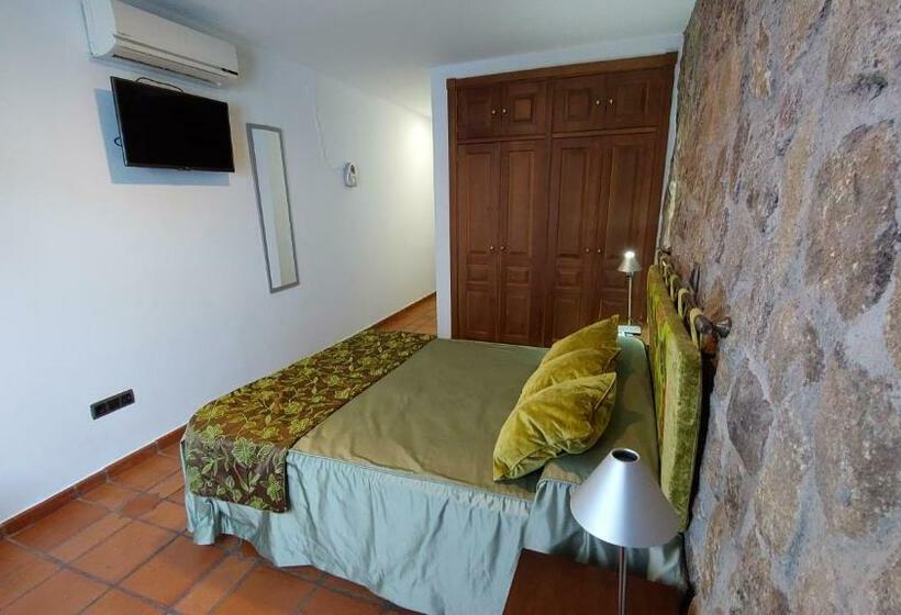 فندق فئة نجمة واحدة Rural Las Nogalas