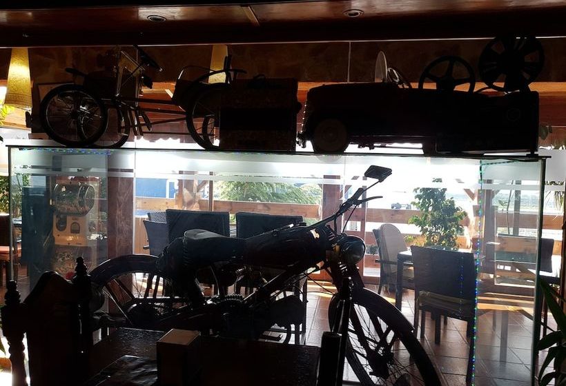 Hostal Sierra De Baza