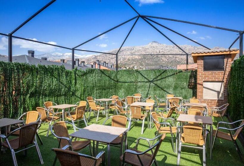 Hostel La Pedriza
