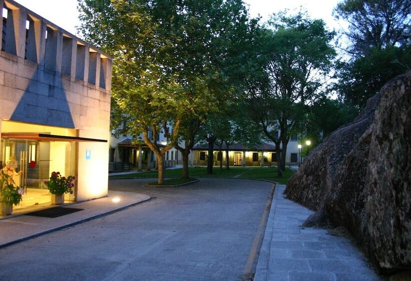 فندق Balneario De Retortillo