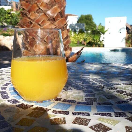 هتل Boutique X Pueblo, Benalmádena