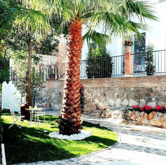 هتل Boutique X Pueblo, Benalmádena