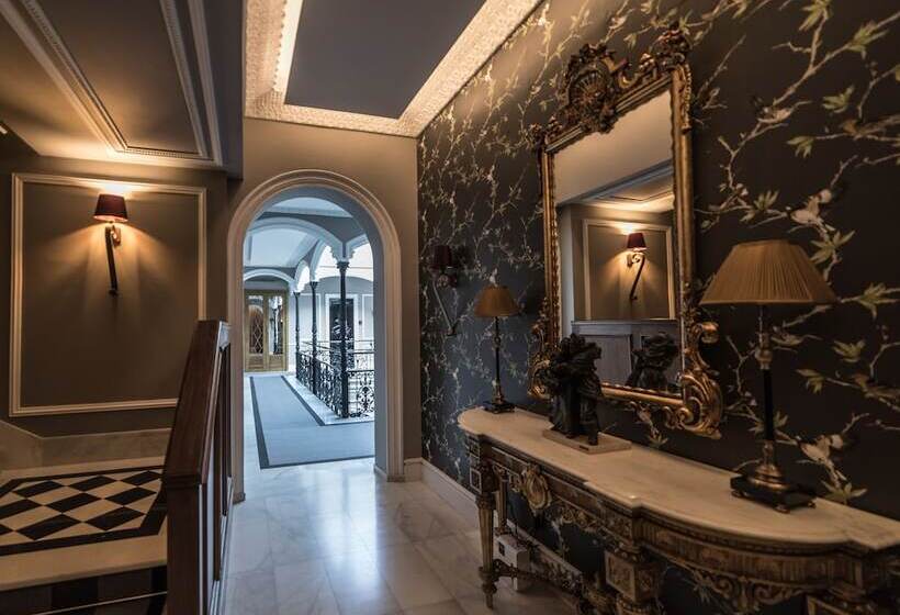 Отель Casa Palacio Maria Luisa