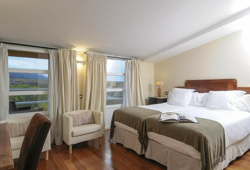 فندق Casona Del Boticario