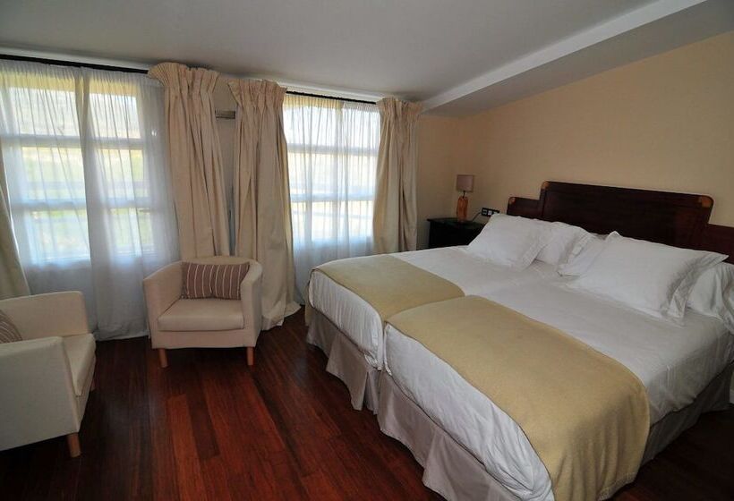 فندق Casona Del Boticario