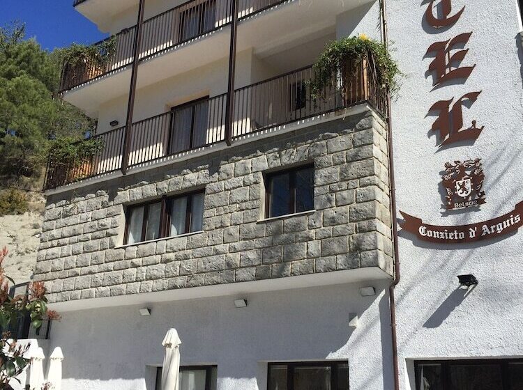 Отель El Capricho De Arguis