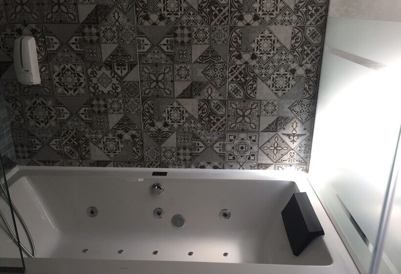 Отель El Capricho De Arguis