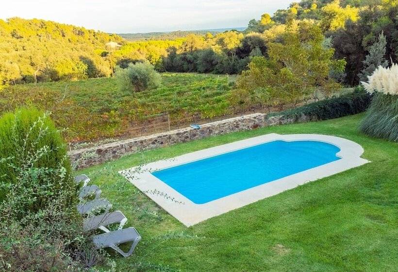 هتل Finca Belllloc