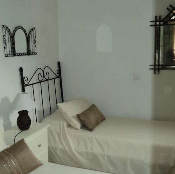 בית מלון כפרי La Cartuja De Cazalla