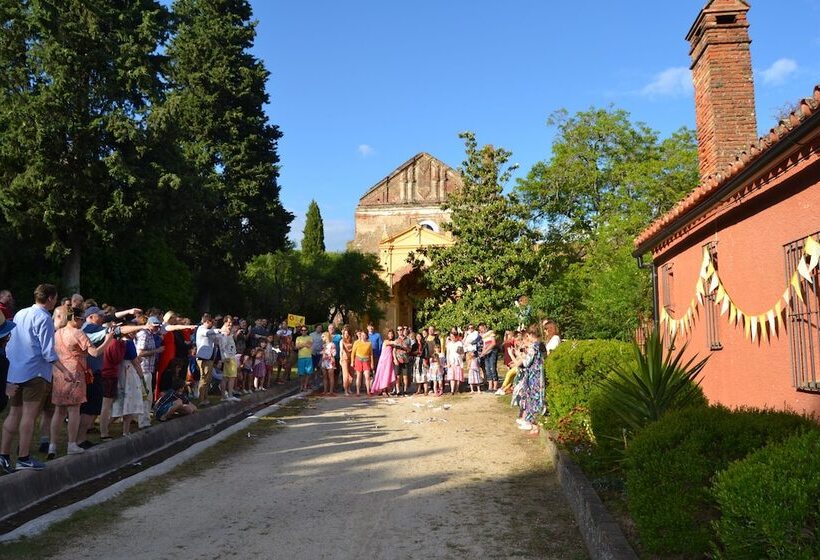 בית מלון כפרי La Cartuja De Cazalla