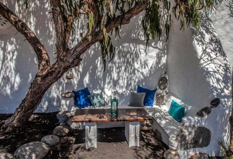 Los Lirios Hotel Rural   Adults Only