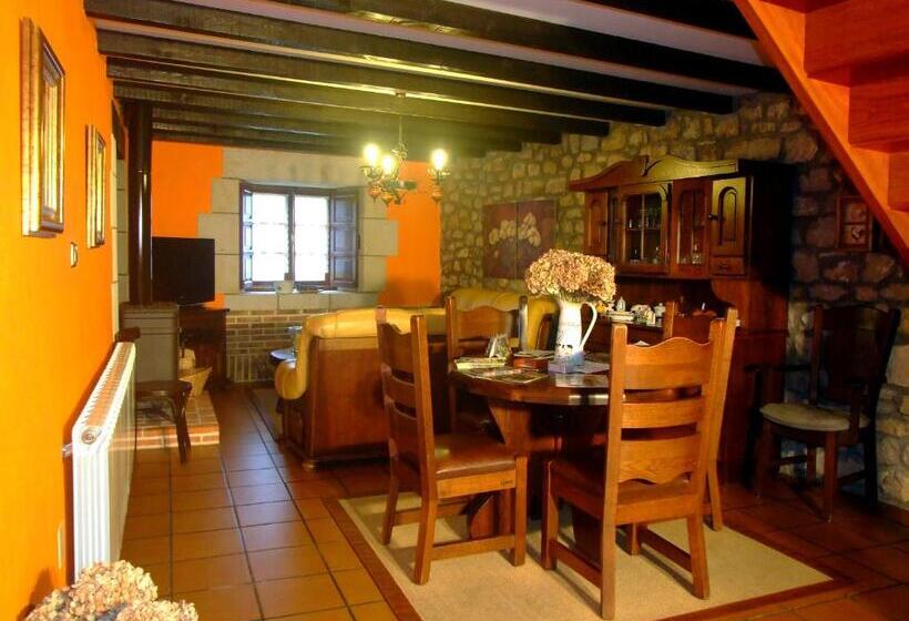 בית מלון כפרי Posada Gema