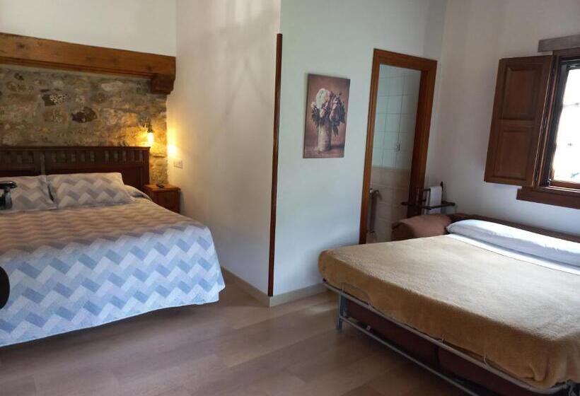 בית מלון כפרי Posada Gema