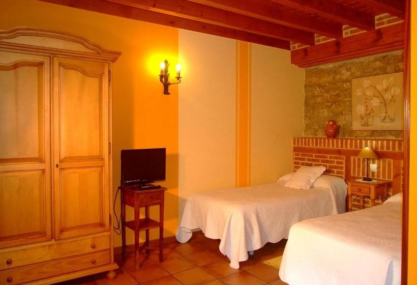 בית מלון כפרי Posada Gema