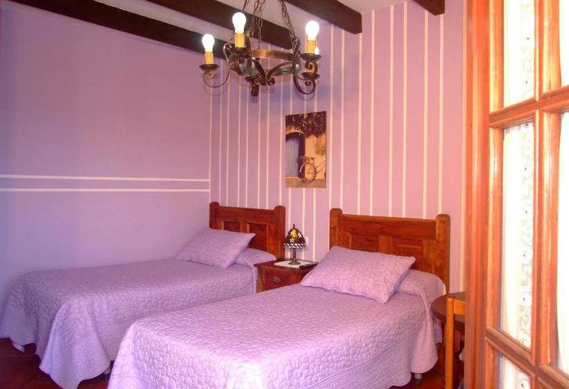 בית מלון כפרי Posada Gema