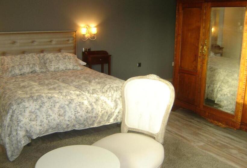 هتل Posada La Desmera