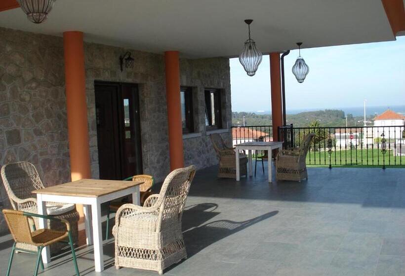 هتل Posada La Desmera