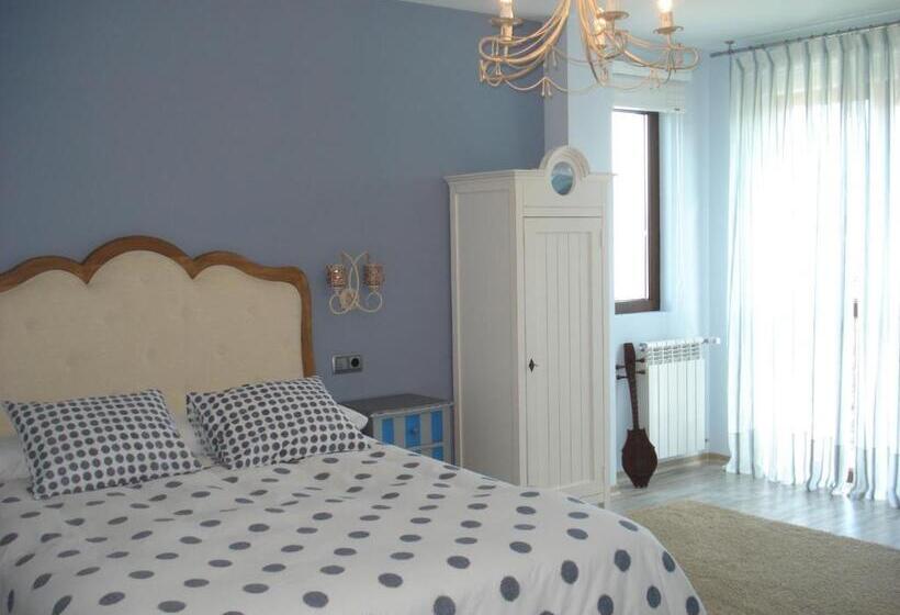 هتل Posada La Desmera