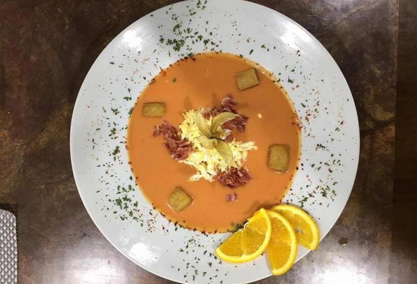 Отель Restaurante Dama De Baza