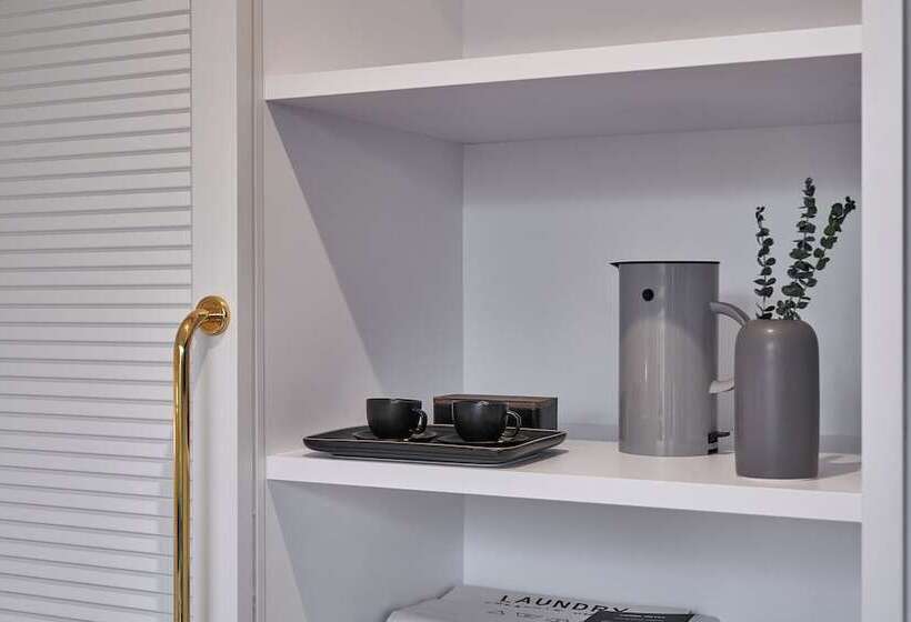 فندق Room Mate Cosmo - City Centre, Valencia