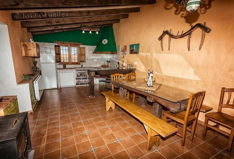 فندق ريفى Casa Rural El Llano Quintanilla