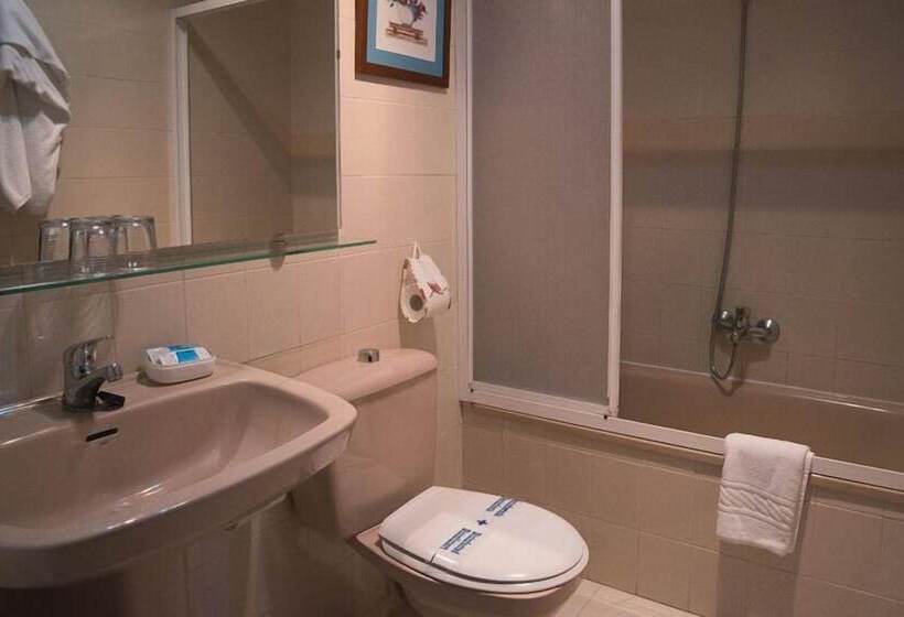 هتل Santo Apóstolo