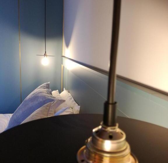 Отель Old Town Sxvi   Adults Only