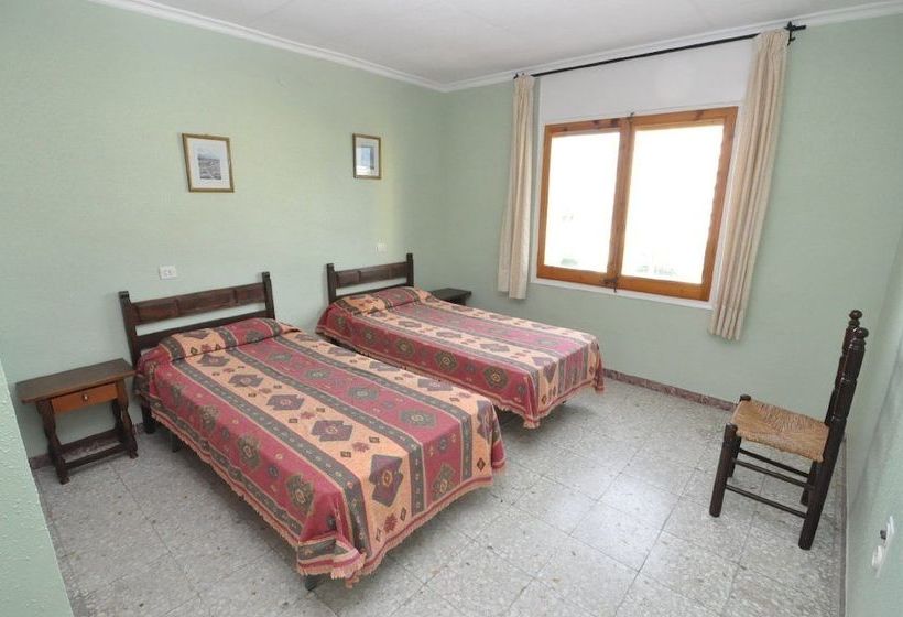 La Solana Apartments