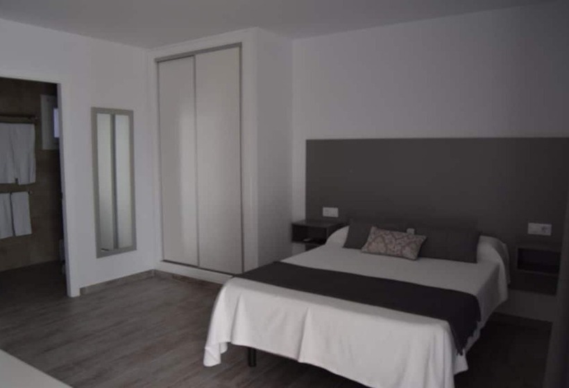 بنسيون Alojamientos Alma Conil