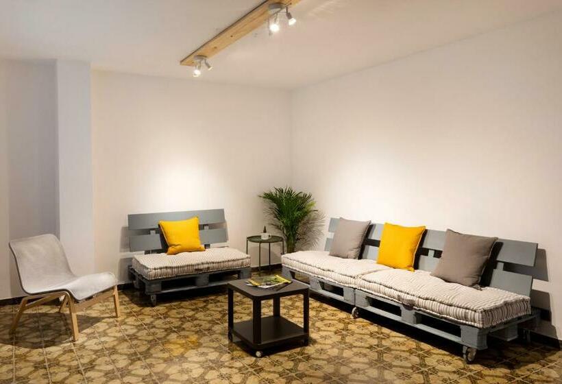 膳宿费 Duc Allotjament