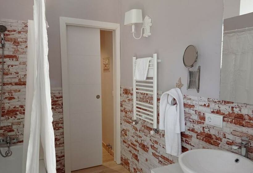 بنسيون Finca La Favorita