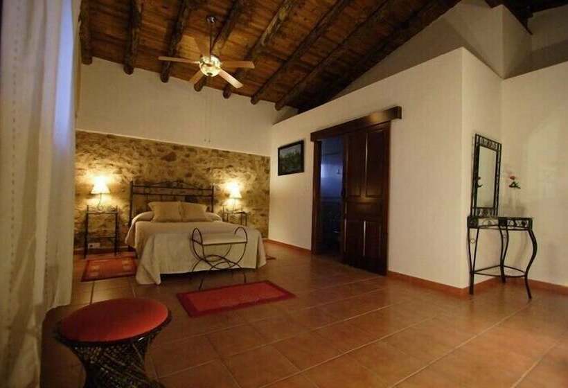 Пансион Finca Las Gamitas