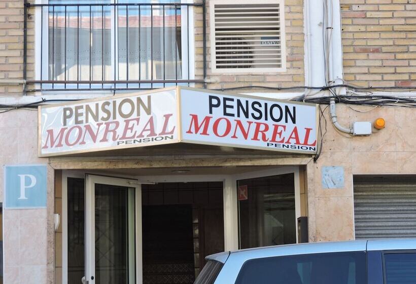بنسيون Hostal Monreal