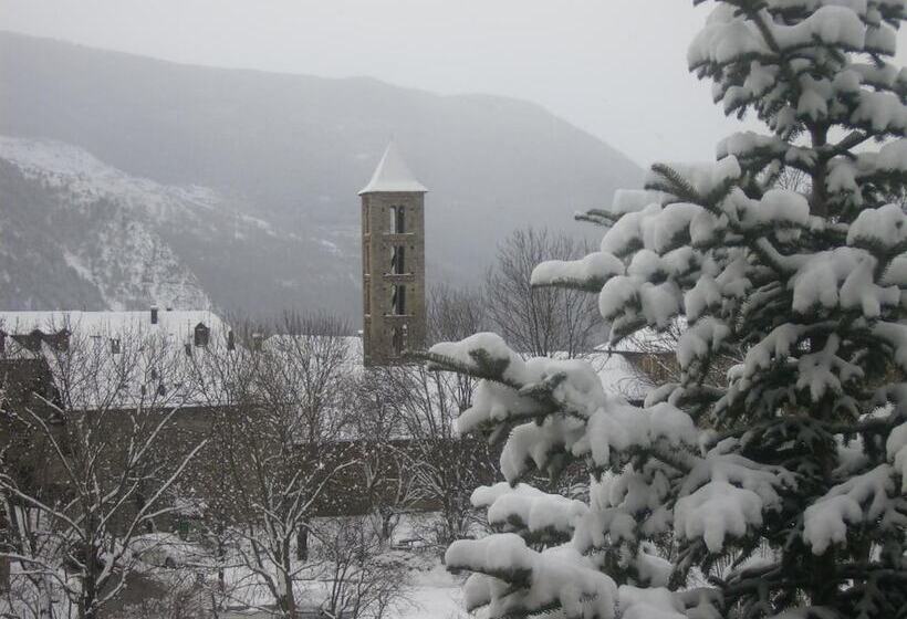 펜션 Hostal Pernalle