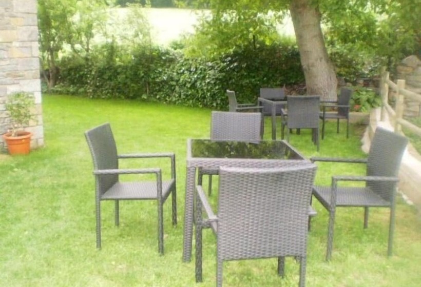 펜션 Hostal Pernalle