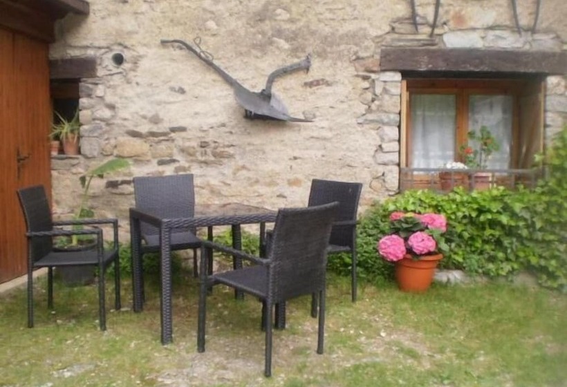 펜션 Hostal Pernalle