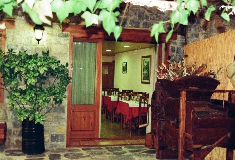 펜션 Hostal Pernalle