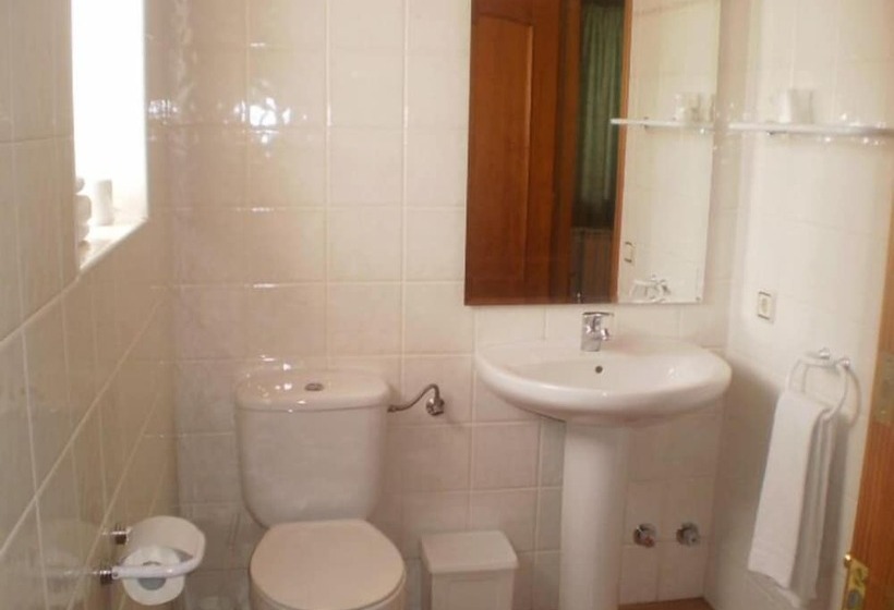 펜션 Hostal Pernalle