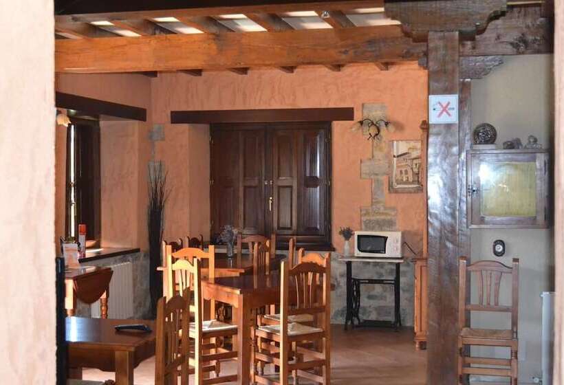 ペンション Posada Las Puentes