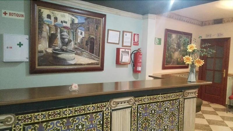 פנסיון Restaurante Montserrat