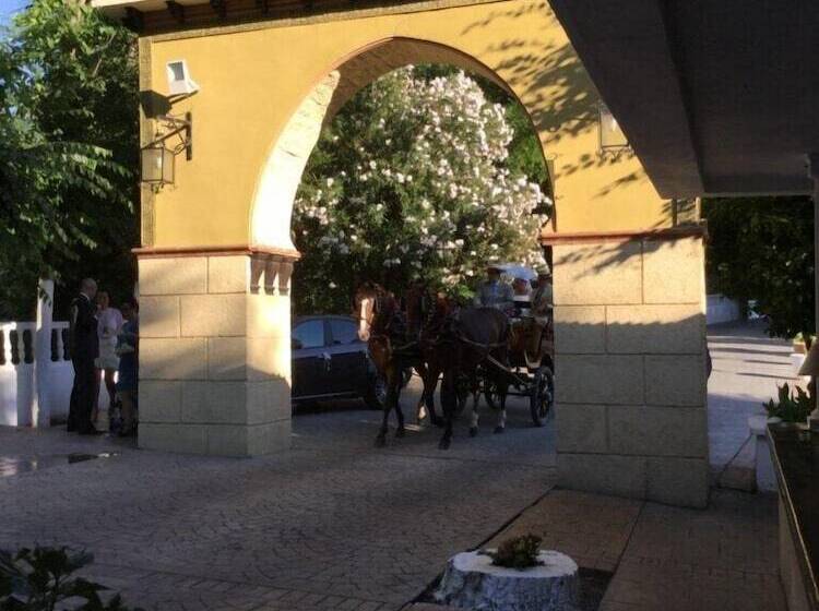 פנסיון Restaurante Montserrat