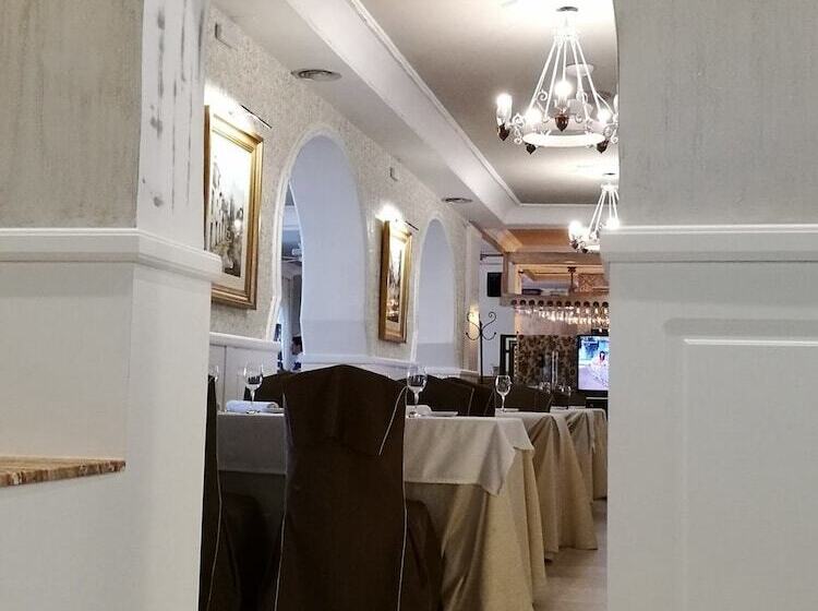 پانسیون Restaurante Montserrat