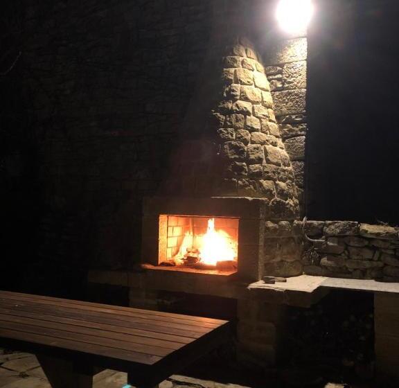 פנסיון Solano De Moran