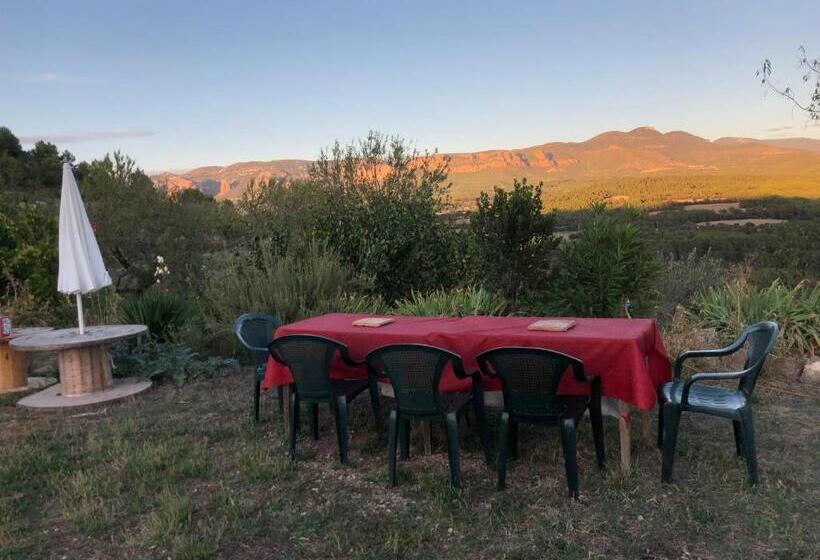 פנסיון Solano De Moran